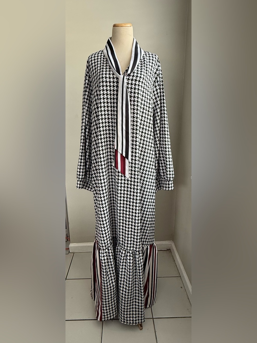 Black & White Houndstooth Maxi Dress with Contrast Stripe Tie